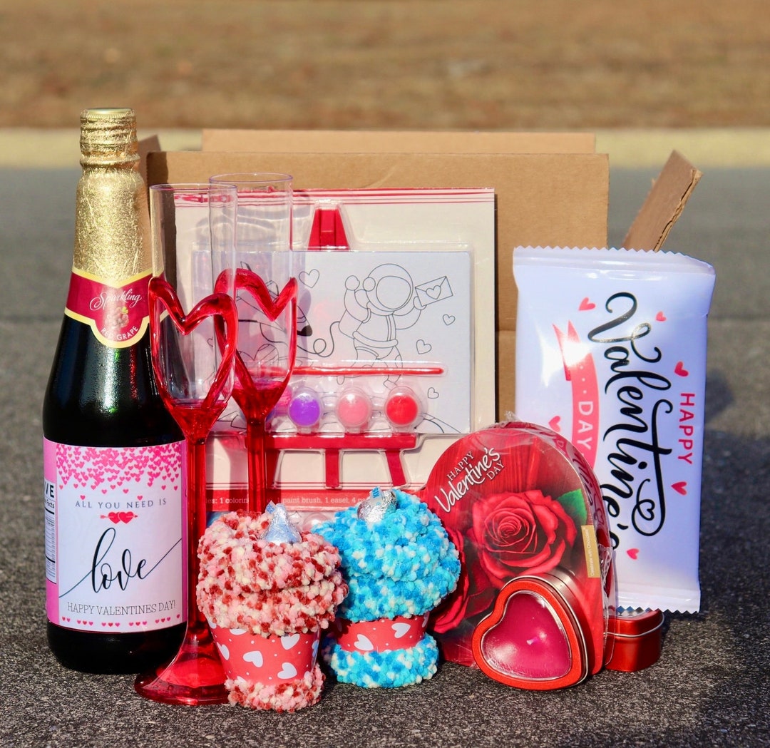 Valentines Day Paint and Sip Kit, Couples Paint and Sip Kit, Valentines