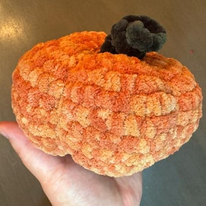Pumpkin - Beginner Amigurumi Crochet Pattern