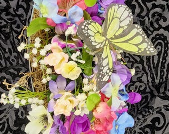 Butterfly tin, spring mix