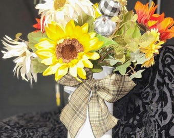 Pumpkin Spice. Fall arrangement.