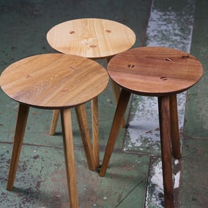 Round stool made of oak, ash or walnut image 1