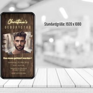 May include: A digital invitation for a birthday party with a woodgrain background. The invitation features a photo of a man with a beard and the text "Christian's Geburtstag" in yellow letters. The text "Das muss gefeiert werden!" is also in yellow letters. The invitation includes the date, time, and location of the party.