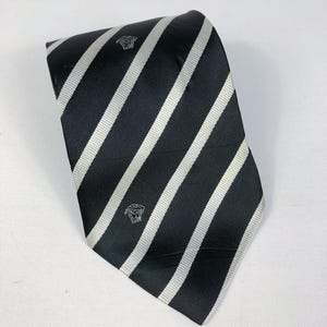 Seltene Vintage Gianni Versace Medusa Seidenkrawatte Made in Italy