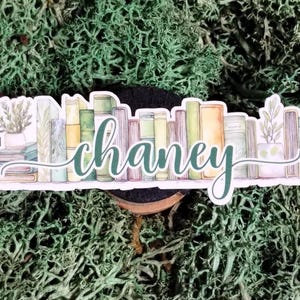 Fila personalizada de libros y plantas en macetas: calcomanía de libros, calcomanía personalizada, calcomanía personalizada, calcomanía con nombre, vaso, Kindle