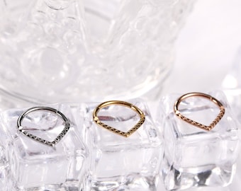 16G 10mm Septum Jewelry Daith Front Pyramid Shape Seal Design 316L Surgical Steel Septum Piercing Jewelry Helix Tragus Earring