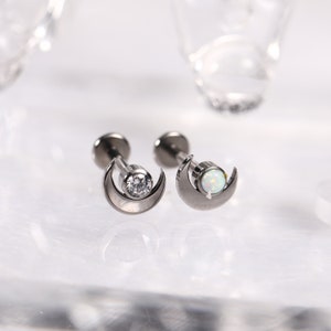G23-Titanium CZ&Opa Labret Studs Lip Piercing Internally Threaded Medusa Ring Cartilage Monroe Piercing Jewelry