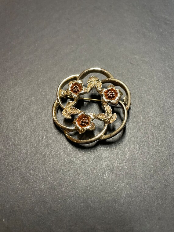 Broche Vintage Signée Sarah Cov - Perles En Verre Et Métal Argenté - Style Rétro