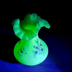Beautiful Fenton Vase, handpainted and signed, it glows!!