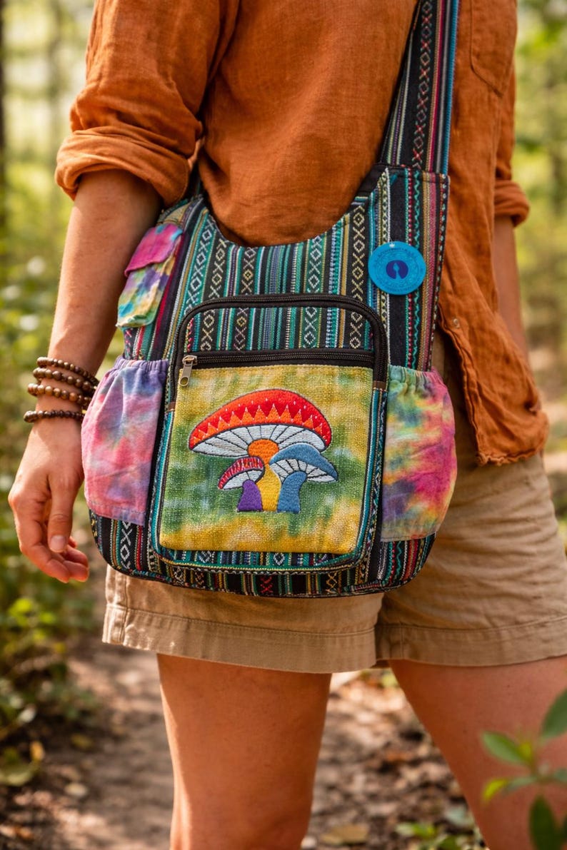 Customers Favorite 5* Bright & Colorful Hemp Mushroom Embroidery Hippie Crossbody bag Indian craftsmanship Durable Perfect for any occasion bild 2