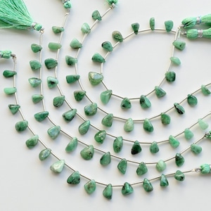 14 Pieces Sakota Emerald Smooth Tumble Beads Natural Gemstone | Emerald for Jewelry Making | 12x7x5 to 7x5x5 MM | Gemstone Supplies