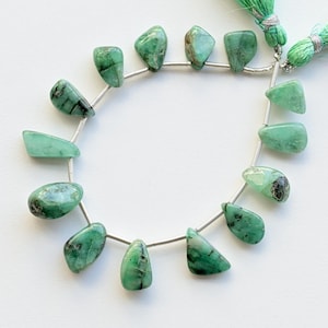 14 Pieces Sakota Emerald Smooth Tumble Beads Natural Gemstone | Emerald for Jewelry Making | 16x7x6 to 8.5x8x5 MM | Gemstone Supplies