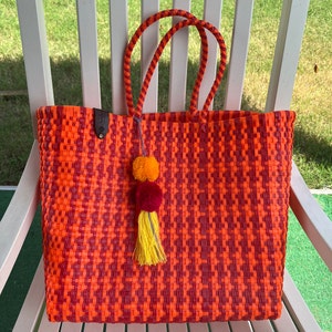 XL beach tote. Pool bag. Handwoven plastic bag. 15/15/7inches. Orange/red