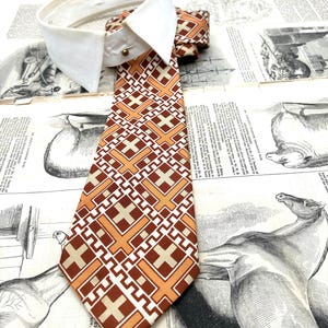 1940s Novetly Tie / Cross Motif / 44” x 3”