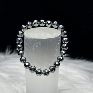 Terahertz Crystal Bracelet - 7.7 mm