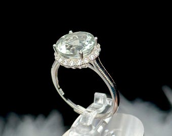 Anillo de topacio azul claro de alta calidad engastado en plata de ley 925