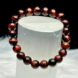 8mm Natural Red Tigers Eye Crystal Bracelet - Harness the Power of Healing Energy