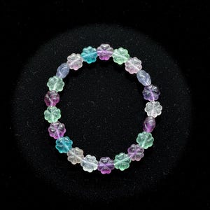 Natural Flower Carved Fluorite Bracelet, Carved Fluorite crystal Bracelets, Fluorite flower bracelets
