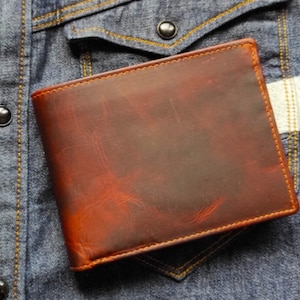 Minimalist brown leather mens wallet, rugged