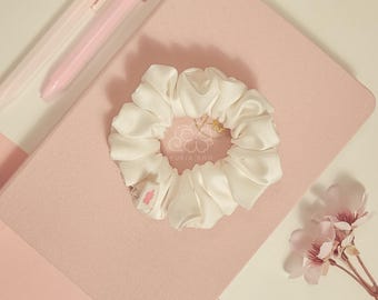 Mini coletero de nieve / Accesorio para el cabello hecho a mano