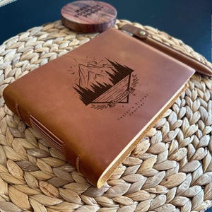 Personalized Leather Travel Journal – Adventure Notebook & Custom Memory Book for CoupleChristmas gifts