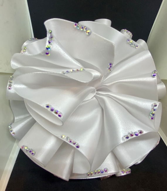 Satin Ribbon Flower Pin. - Etsy display picture 3