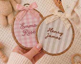 Custom Embroidered Baby Name Hoop, Personalized Baby Name Announcement Sign, Photo Prop for Newborn Baby, Name Sign for Hospital Bassinet