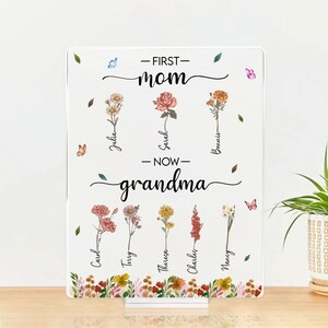 Personalized Grandma&#39;s Garden Acrylic Plaque: Birth Month Flowers