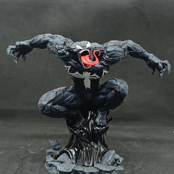 Venom Figürü