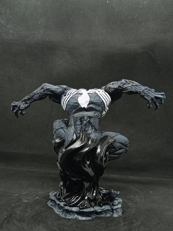 Hasbro - Figurine Spider-Man Venom - Héros