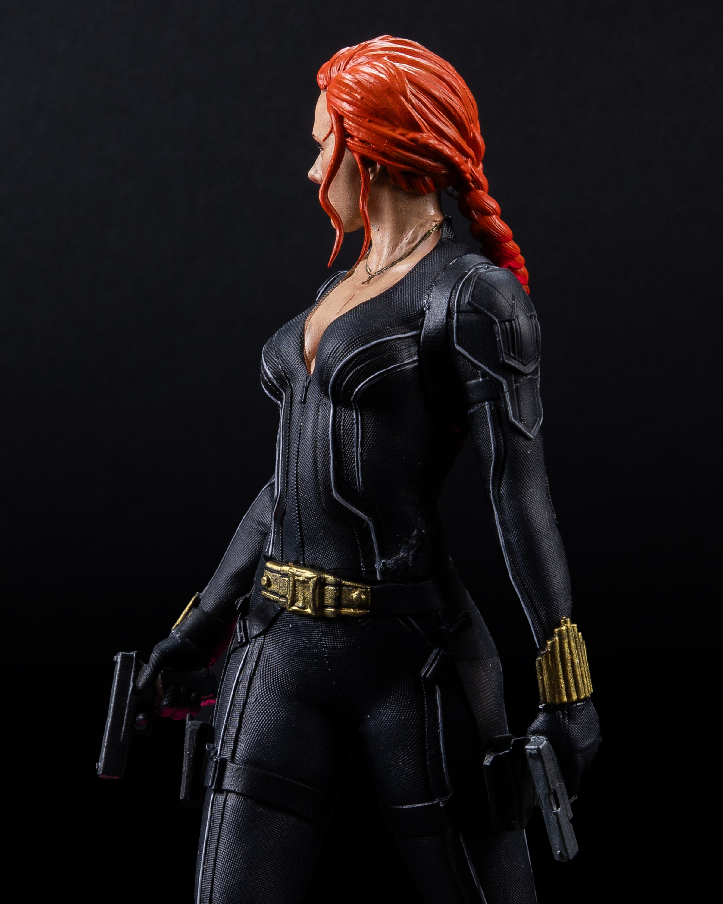 Black Widow Figure - Iconic Avengers Character, 25cm Hand-painted