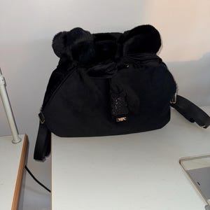 Dog bag bag pack personnalized, pet carrier, small dog, dog sling carrier made with waterproof velvet and leopard eco-fur. A luxury dog bag image 15