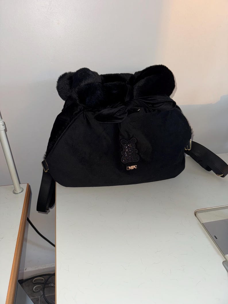 Dog bag bag pack personnalized, pet carrier, small dog, dog sling carrier made with waterproof velvet and leopard eco-fur. A luxury dog bag image 15