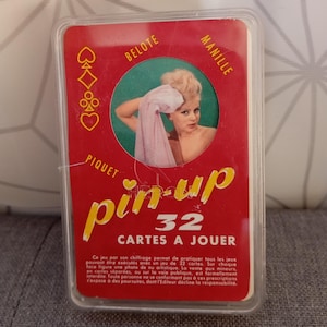Cartes à jouer photos pin-up