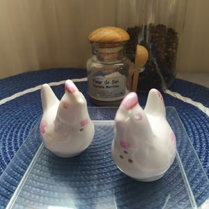 Chicken design salt and pepper duo