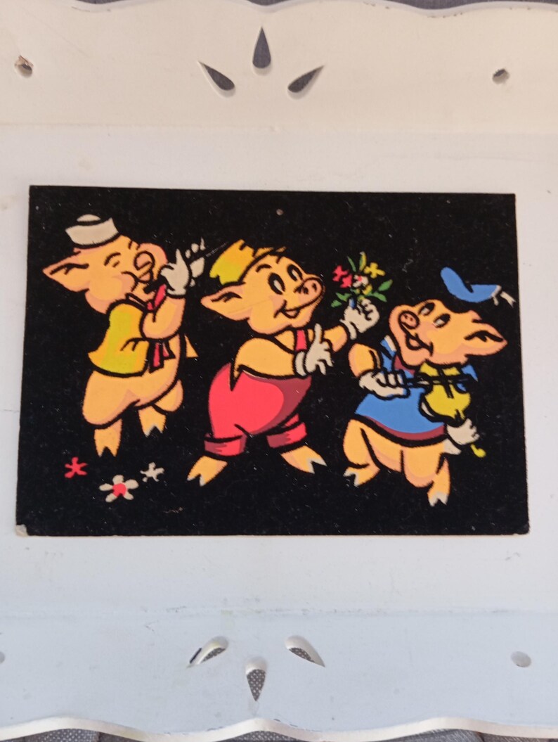 Vintage Disney velvet postcard from the 60s 3 petits cochons