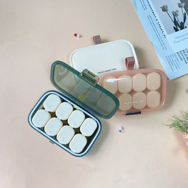 Transparent Pill Case, Green Pill Cases, Medicine Case, Day and Night Pill Box, Pill Box for 8 Days, Pill Box for Purse. Cute pill organizer