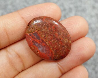 Pietra di diaspro rosso, pietra preziosa di diaspro rosso dei chakra, pietra di diaspro rosso piatta, pietra di diaspro della preoccupazione, pietra per la creazione di gioielli, pietra preziosa da regalo