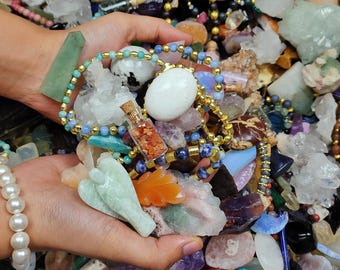 Crystal Confetti Scoop, Gemstone Mix Mystery Box for Handmade Crystal Decor and Jewelry Making