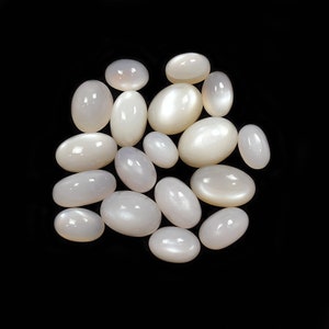 18 Pcs White Moonstone Cabochon Lot, AAA+ Quality Moonstone Crystal, Wholesale Price Gemstone, Moonstone Gemstone, Birthstone, Cabochons