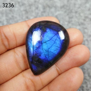 Blue Labradorite Palm Stone, Blue Labradorite, Protective Crystal, Transformation Crystal, Natural Labradorite, Healing Gemstone Labradorite