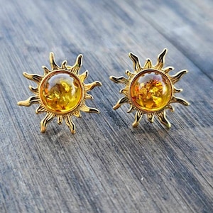 Sun shape Earrings, Gold and Baltic Amber Earrings, Small Handmade gold stud earrings, Gift for women