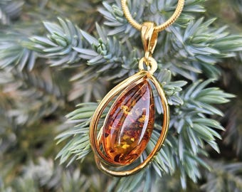 Brown Amber Teardrop Pendant, small Natural Baltic Amber gemstone cabochon, gold 14 k Amber Pendant, gift for wife, sister, Christmas