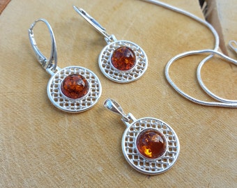 Round brown Amber Earrings, Gemstone Earring,  Elegant Crystal Earrings, Sterling Silver 925 Dangle, Baltic Amber Set
