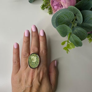 Pimpernel Art Nouveau Ring – William Morris White Flower Jewelry, Vintage-Inspired Gift for Her