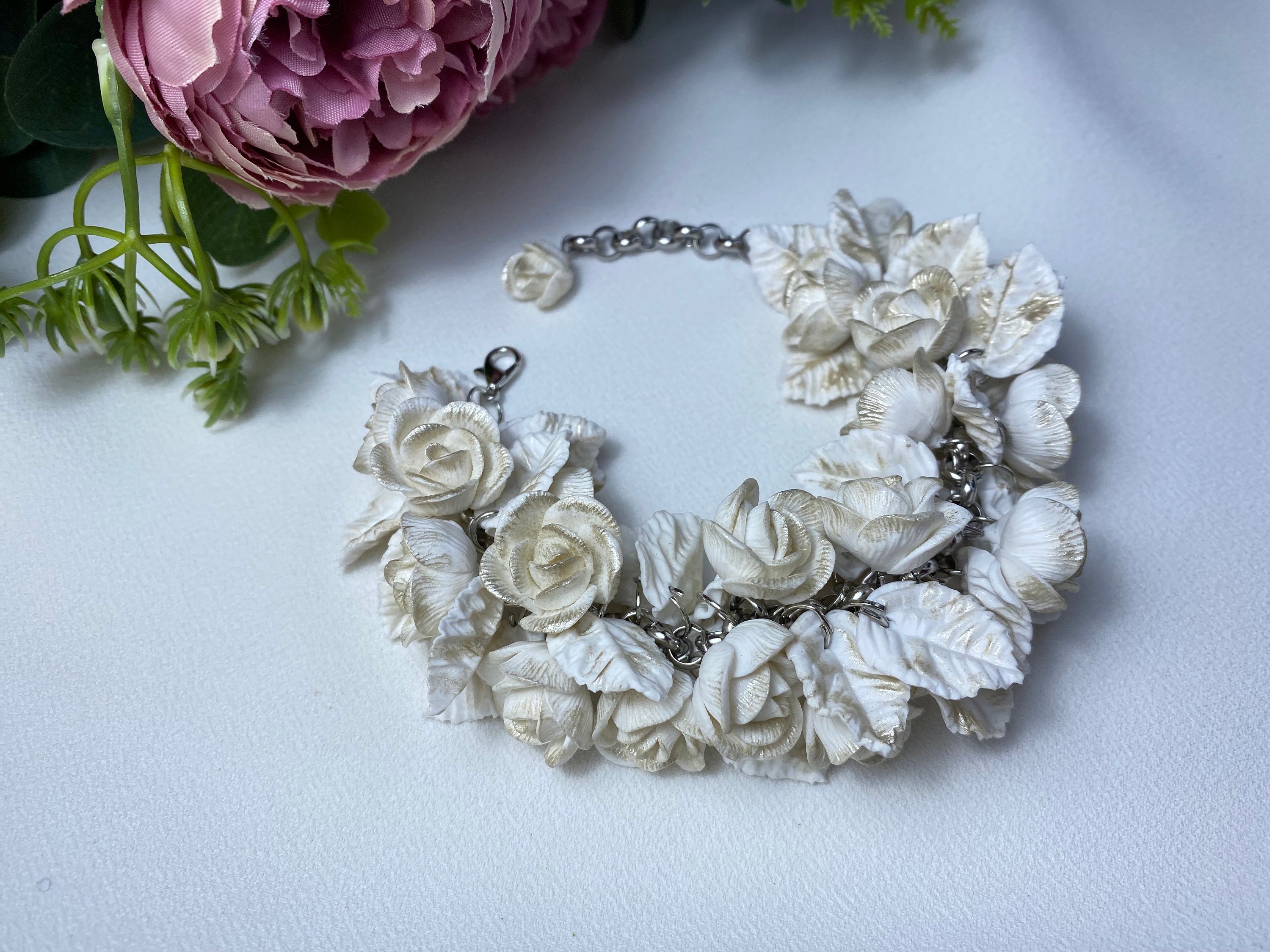 Floral corsage  Wedding flower jewelry Fresh flower jewelry Flower  jewellery for mehndi