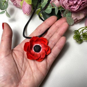 Realistic Red Anemone Flower Pendant Necklace – Handmade Polymer Clay Floral Accessory, Unique Flower Jewelry, Perfect Gift for Her