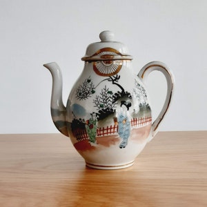 Meiji era coffee pot