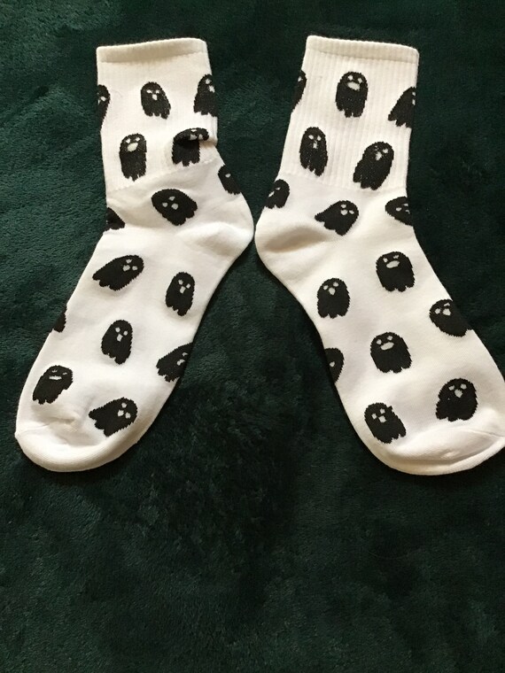 Ladies ghost pattern socks, black ghosts, ankle socks, Halloween accessories, white socks, novelty socks, UK size 4-6