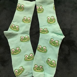 Frog Novelty socks, frog accessories, froggie socks, Frog ladies socks, Frogs, Green Frog Socks, Frog Clothing, Animal Socks, free shipping