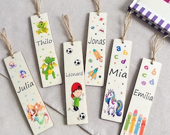 Lesezeichen personalisiert für Schulkind - Geschenk Einschulung 2026 - mit Name aus Holz – für Schultüte - Geburtstagsgeschenk - UV-Druck
